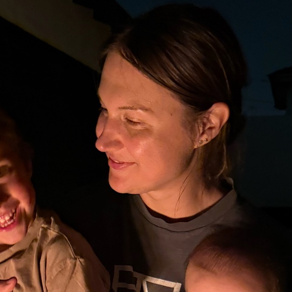 Meet your Posher, Jenny - Picture 1 of 1